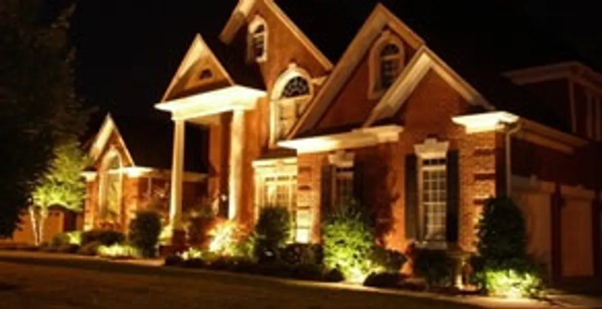 electrician services providing professional exterior electrical lighting in Des Moines, IA